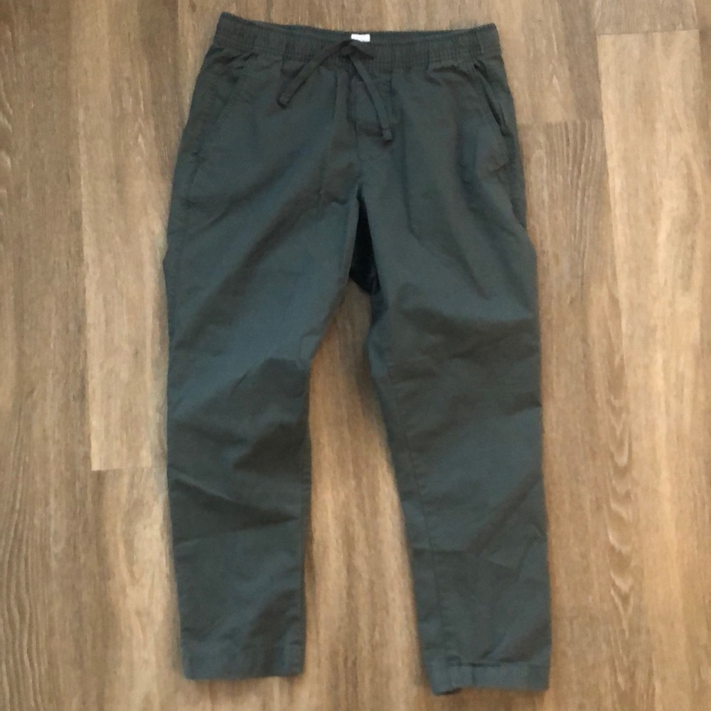 Gap Easy Pant Drawstring Chino. Green. Size Small.